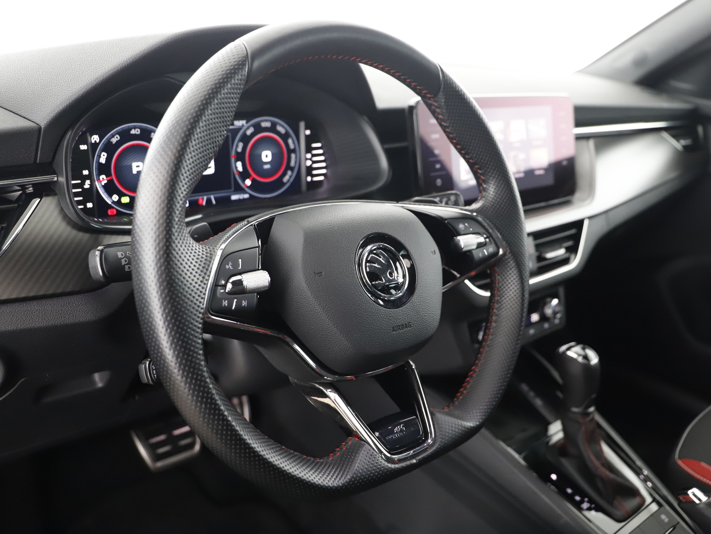 Skoda Kamiq 1.0 TSI Monte Carlo | Bild 12 von 27