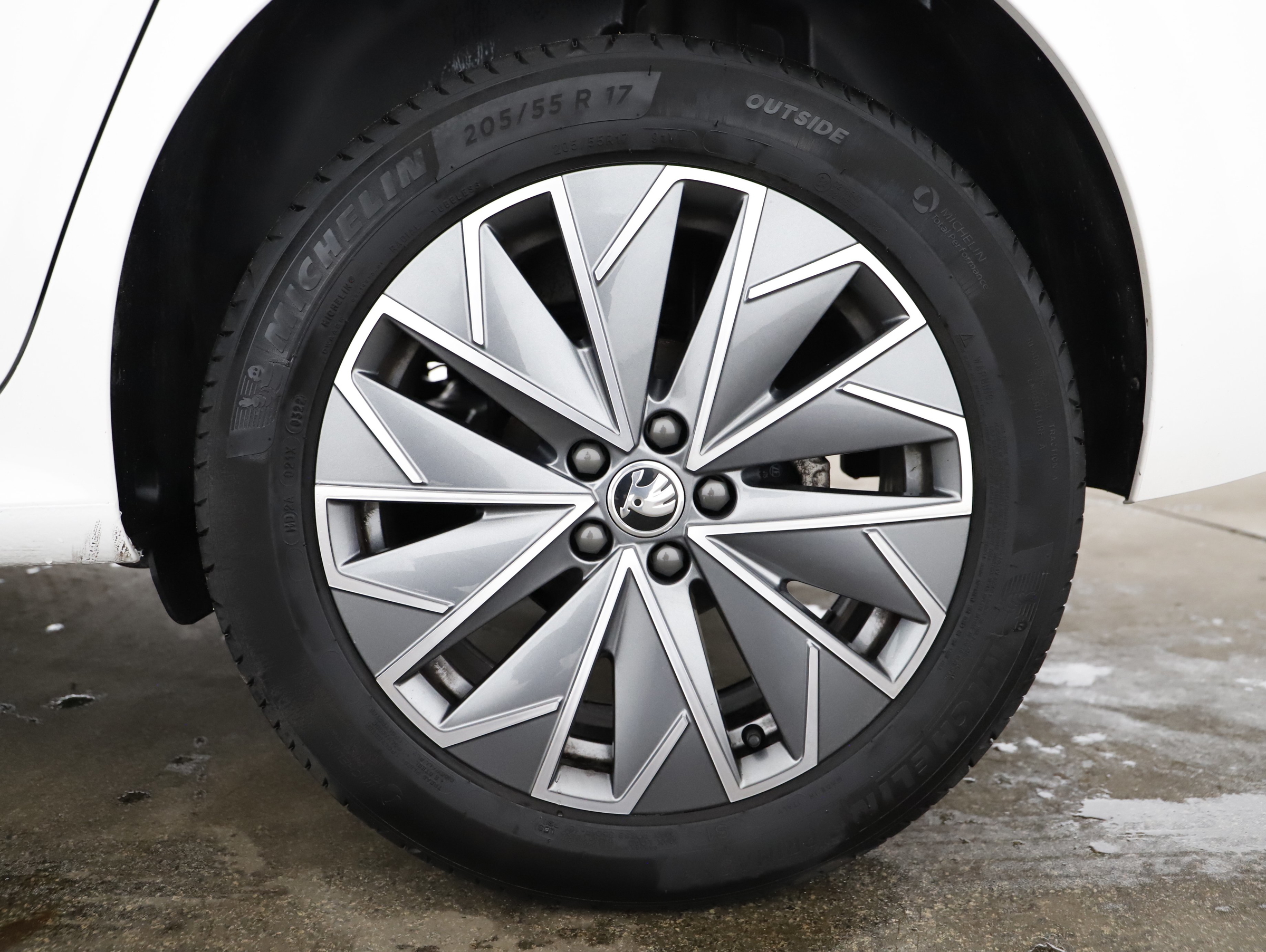Skoda Kamiq 1.0 TSI Ambition | Bild 3 von 20