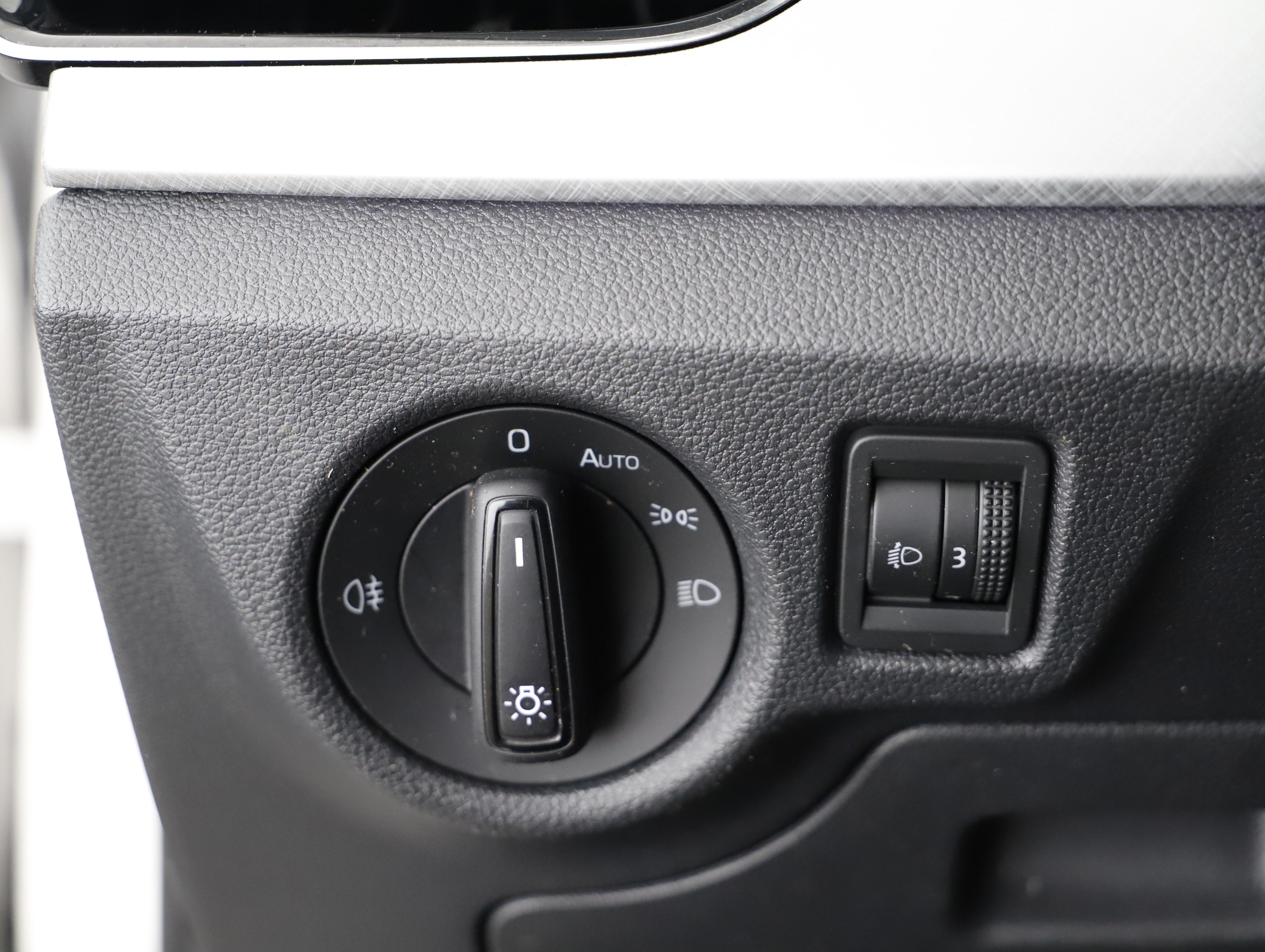 Skoda Kamiq 1.0 TSI Ambition | Bild 6 von 20