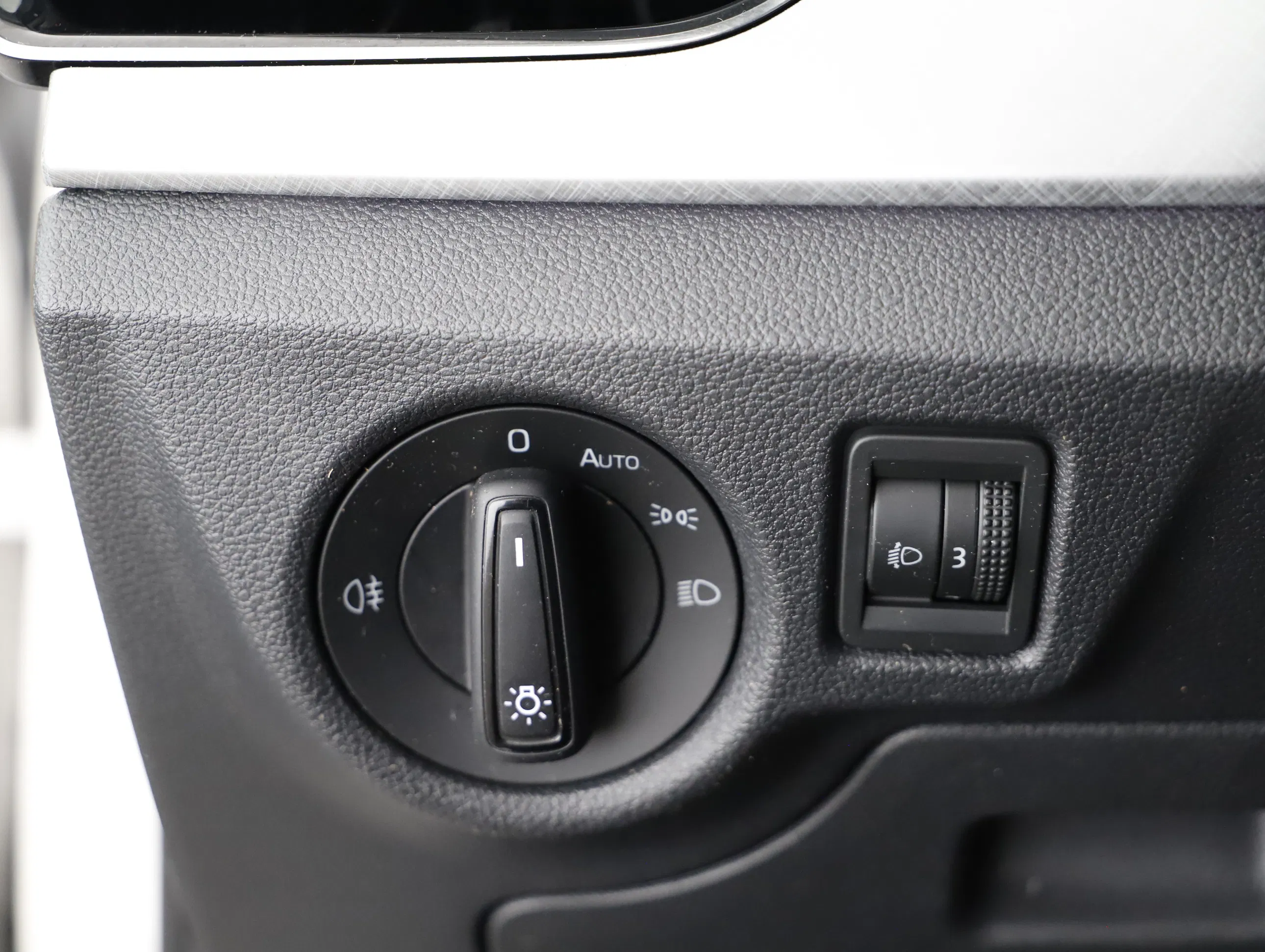 Skoda Kamiq 1.0 TSI Ambition | Bild 6 von 20