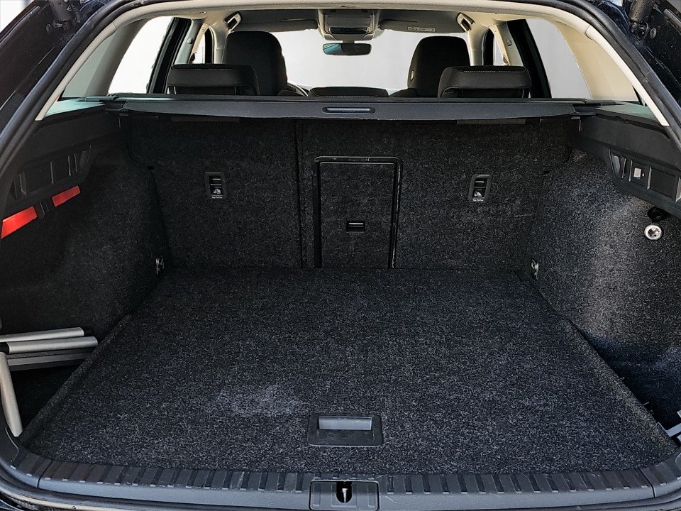 Skoda Octavia Combi 1.5 TSI Selection | Bild 21 von 23