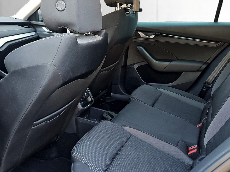 Skoda Octavia Combi 1.5 TSI Selection | Bild 13 von 23