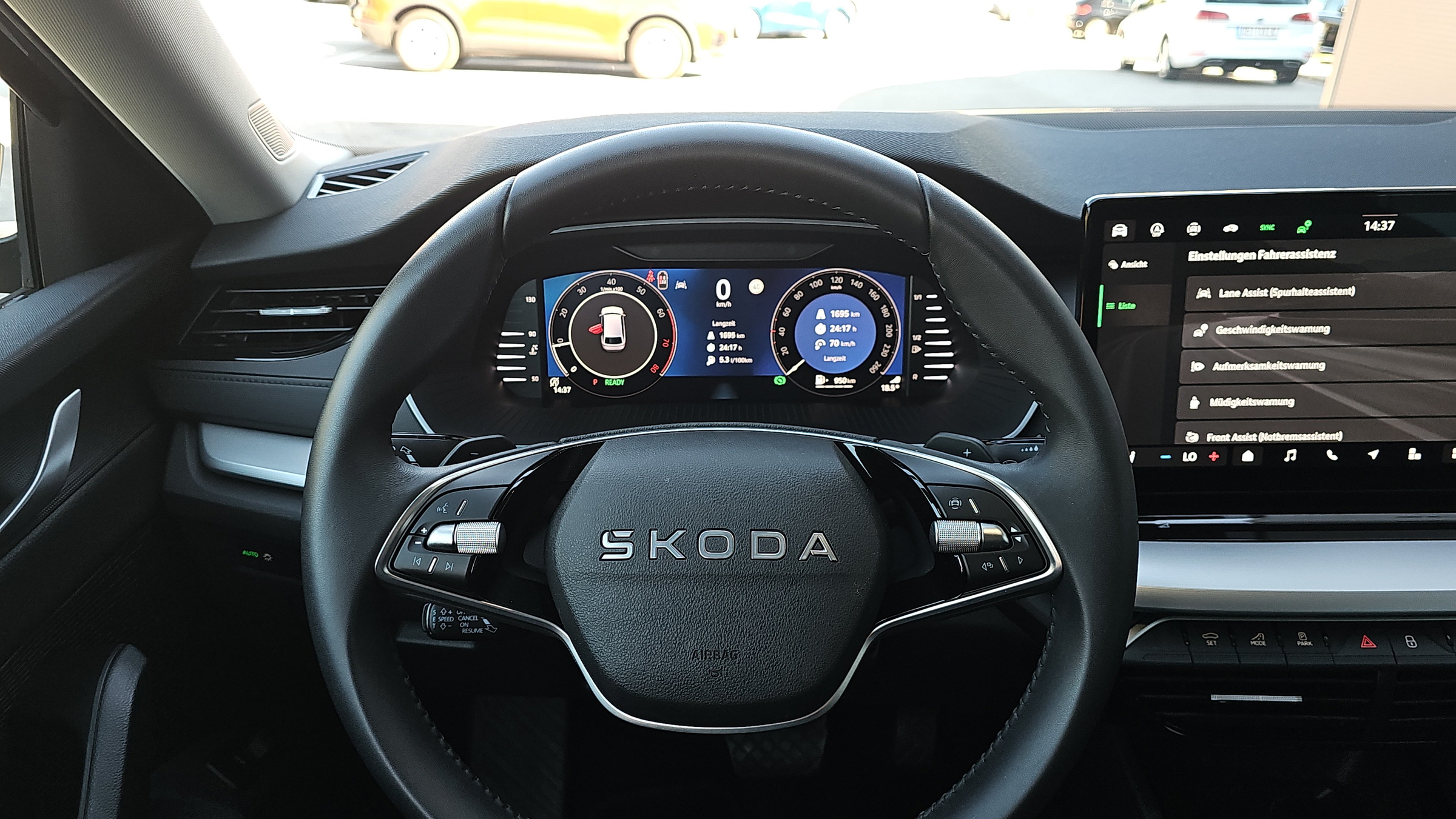 Skoda Octavia Combi 1.5 TSI Selection | Bild 8 von 23