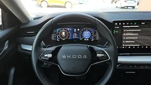 Skoda Octavia Combi 1.5 TSI Selection | Thumbnail 8 von 23