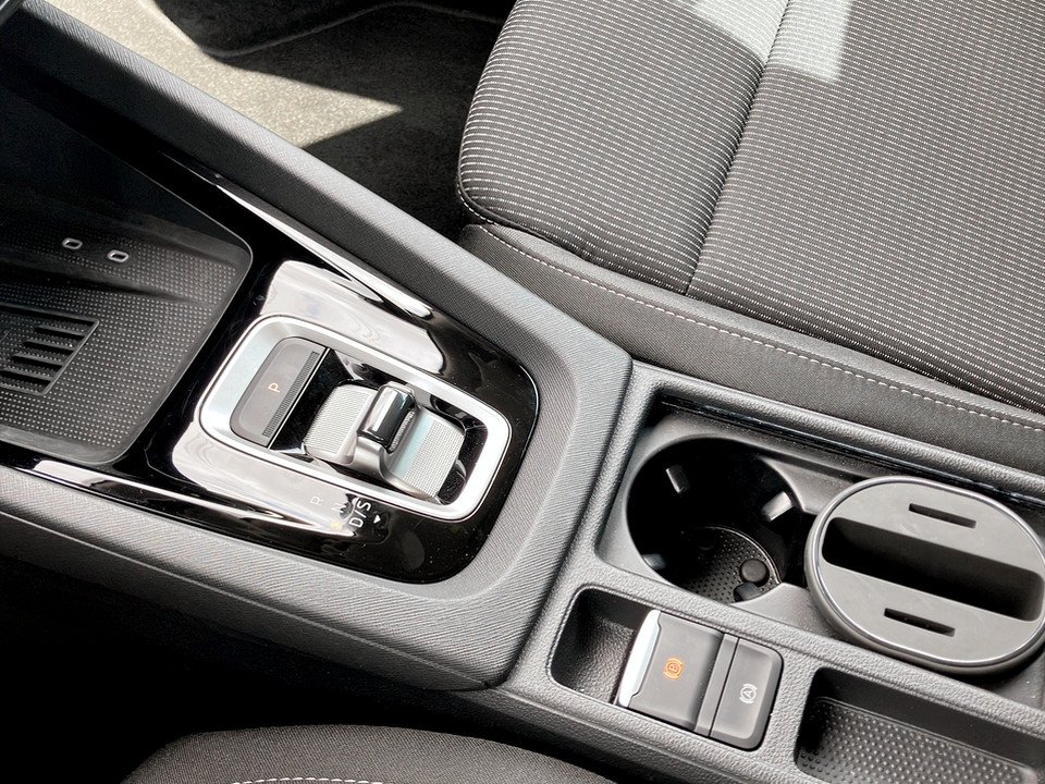 Skoda Octavia Combi 1.5 TSI mHEV 85 kW Selection | Bild 16 von 26