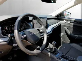 Skoda Octavia Combi 1.5 TSI Selection | Thumbnail 6 von 21