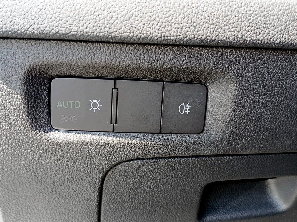 Skoda Octavia Combi 1.5 TSI 85 kW Selection | Bild 17 von 27