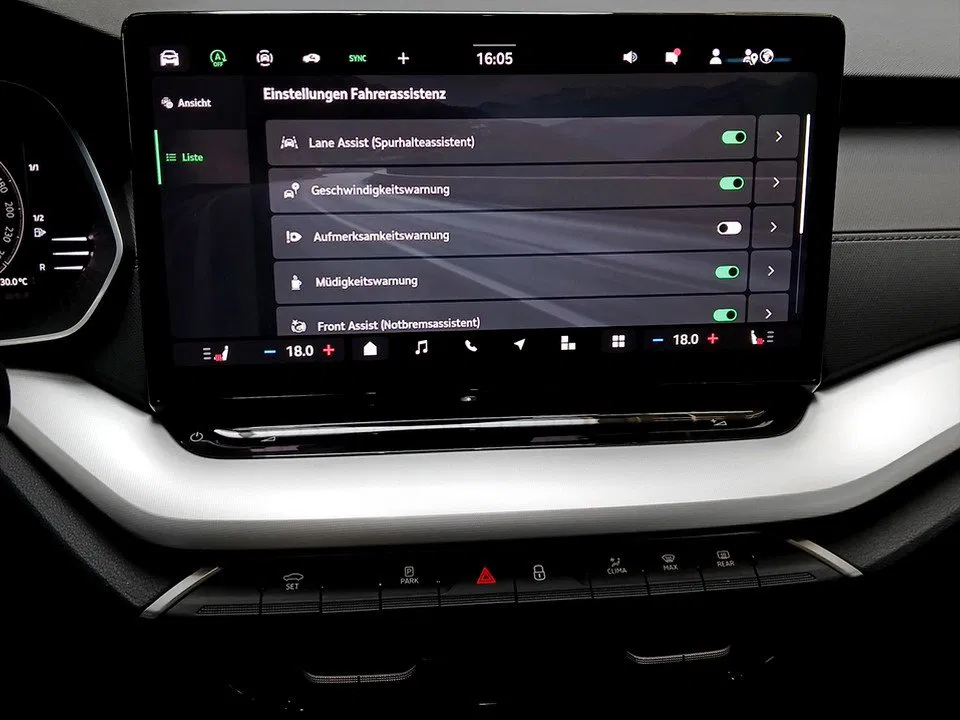 Skoda Octavia Combi 1.5 TSI 85 kW Selection | Bild 25 von 27