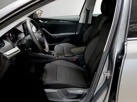 Skoda Octavia Combi 1.5 TSI 85 kW Selection | Thumbnail 7 von 27