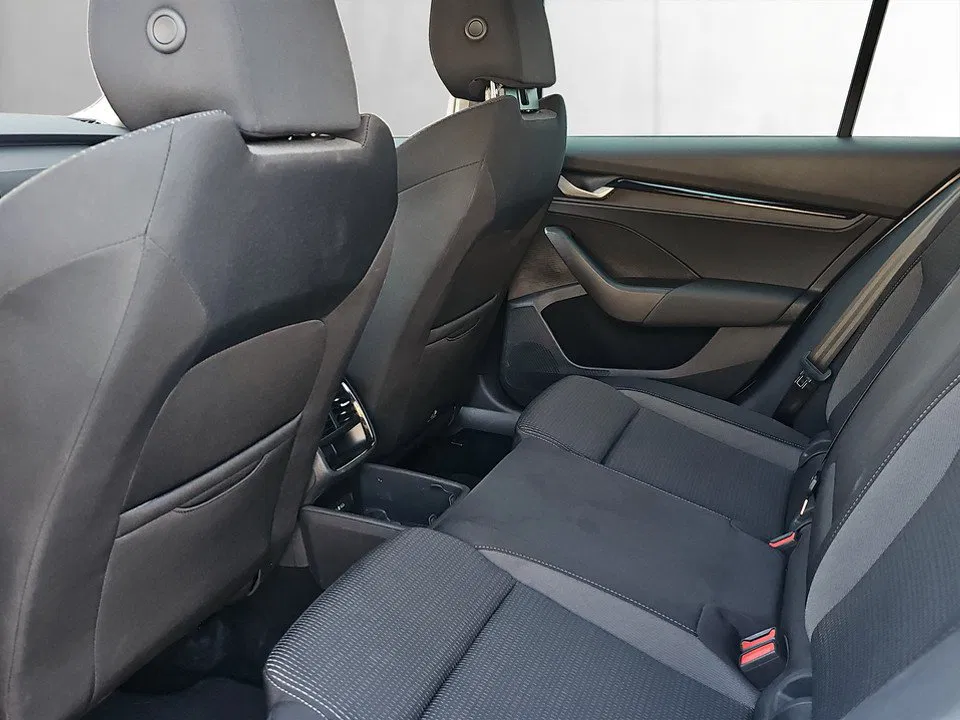 Skoda Octavia Combi 1.5 TSI Selection | Bild 21 von 24