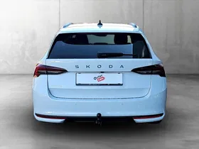 Skoda Octavia Combi 1.5 TSI Selection | Thumbnail 5 von 24