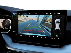 Skoda Octavia Combi 1.5 TSI Selection | Thumbnail 16 von 24