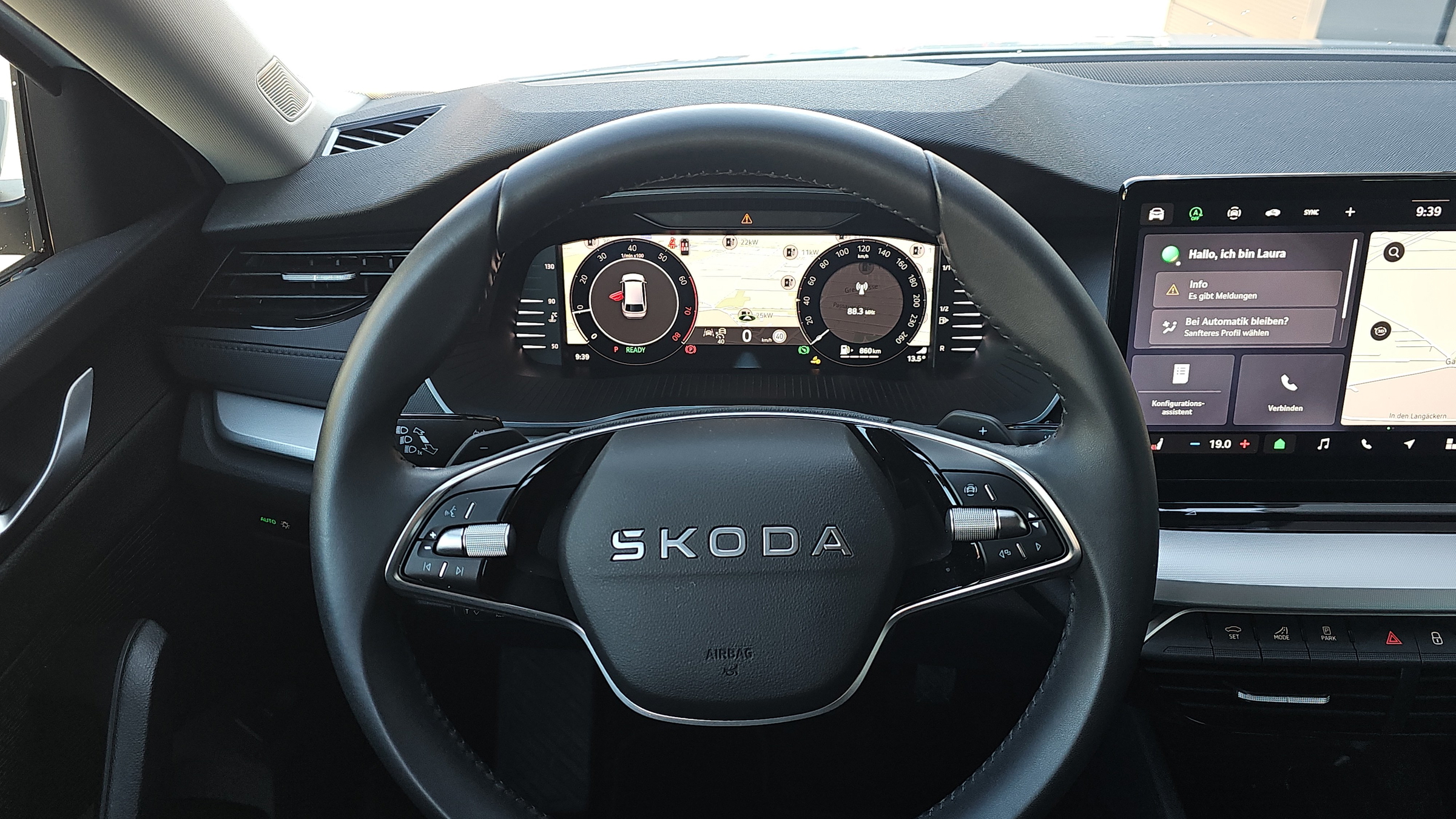 Skoda Octavia Combi 1.5 TSI Selection | Bild 12 von 24