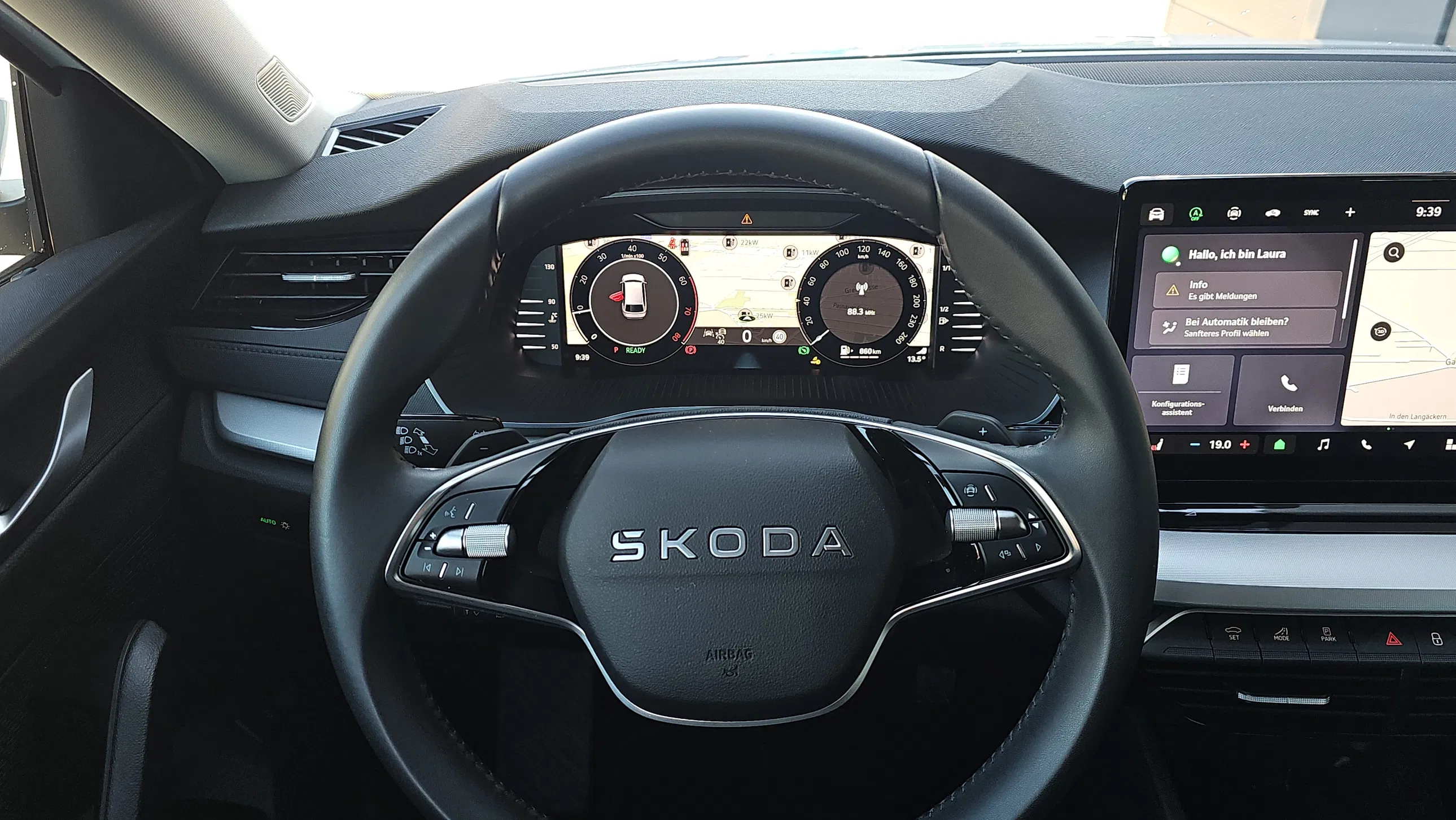 Skoda Octavia Combi 1.5 TSI Selection | Bild 12 von 24