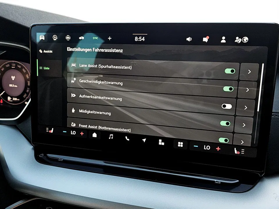 Skoda Octavia Combi 1.5 TSI Selection | Bild 18 von 23