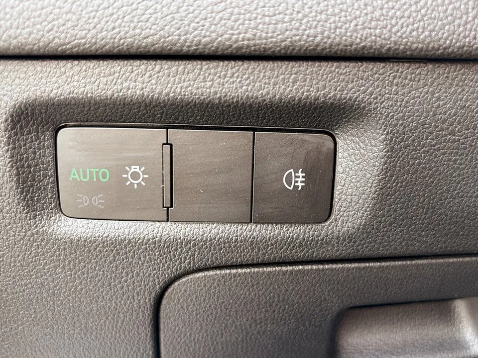 Skoda Octavia Combi 1.5 eTSI | Bild 10 von 29