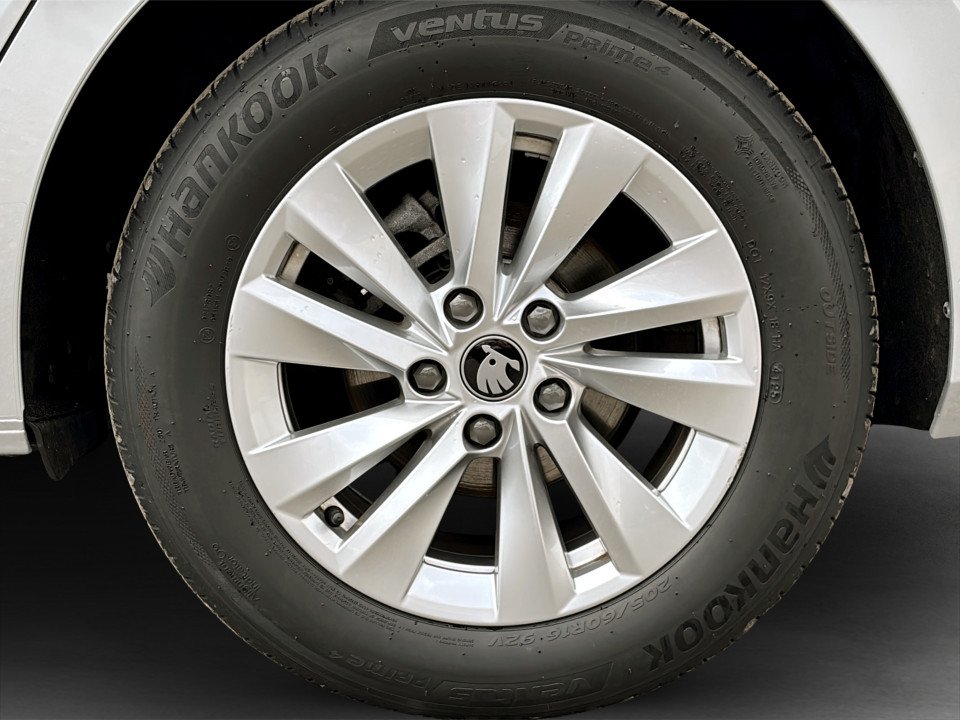 Skoda Octavia Combi 1.5 eTSI | Bild 7 von 29