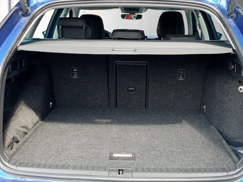 Skoda Octavia Combi 1.5 TSI DSG Selection | Bild 19 von 22