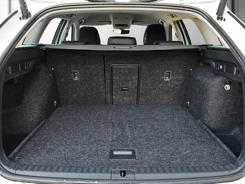 Skoda Octavia Combi 1.5 TSI mHEV 85 kW Selection | Bild 17 von 24