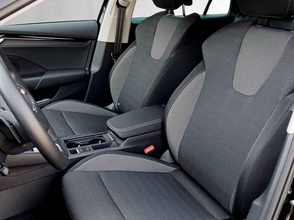 Skoda Octavia Combi 1.5 TSI DSG Selection | Bild 9 von 25
