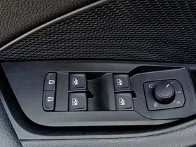 Skoda Octavia Combi 1.5 TSI DSG Selection | Thumbnail 8 von 25
