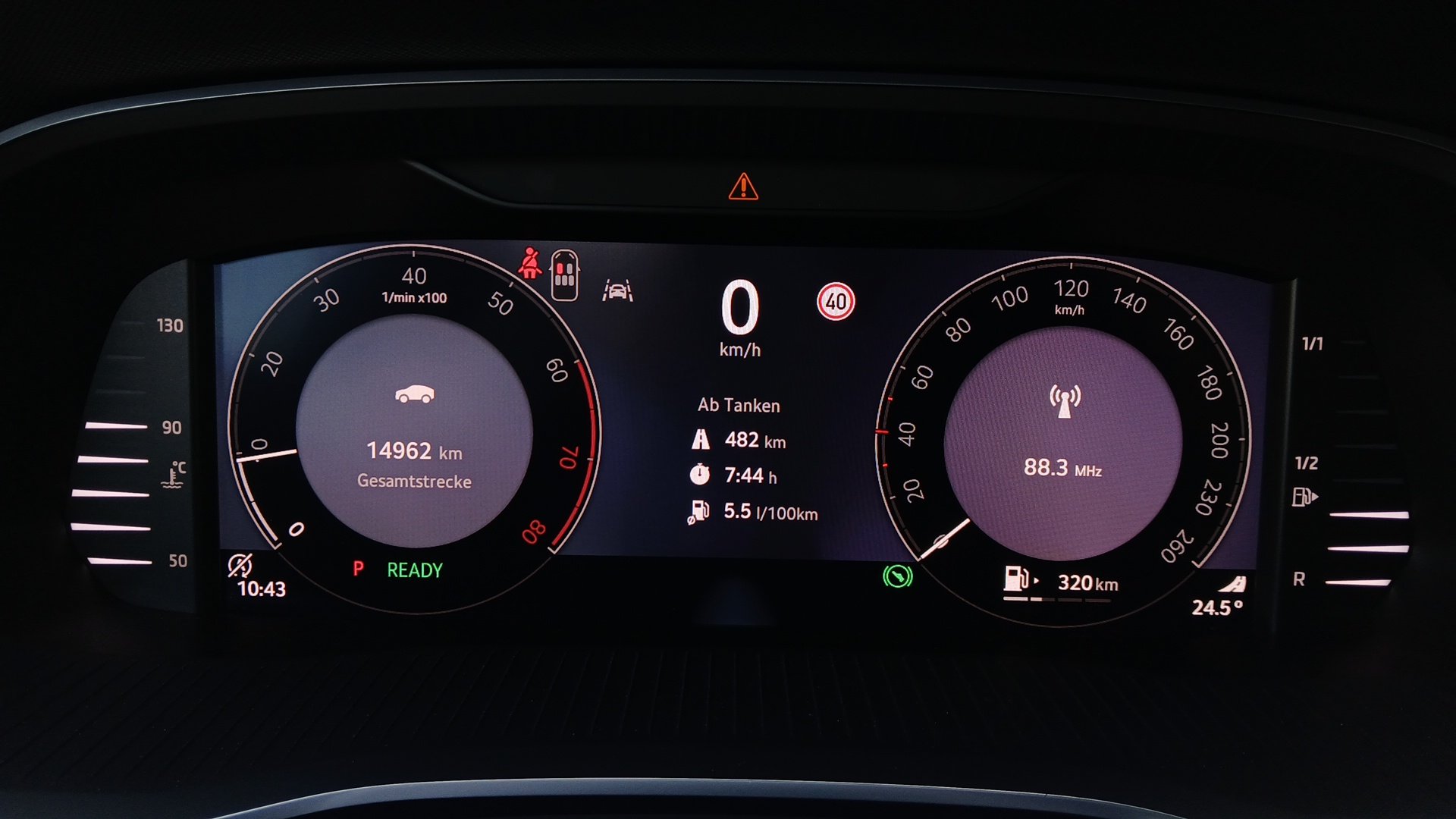 Skoda Octavia Combi 1.5 TSI DSG Selection | Bild 14 von 25