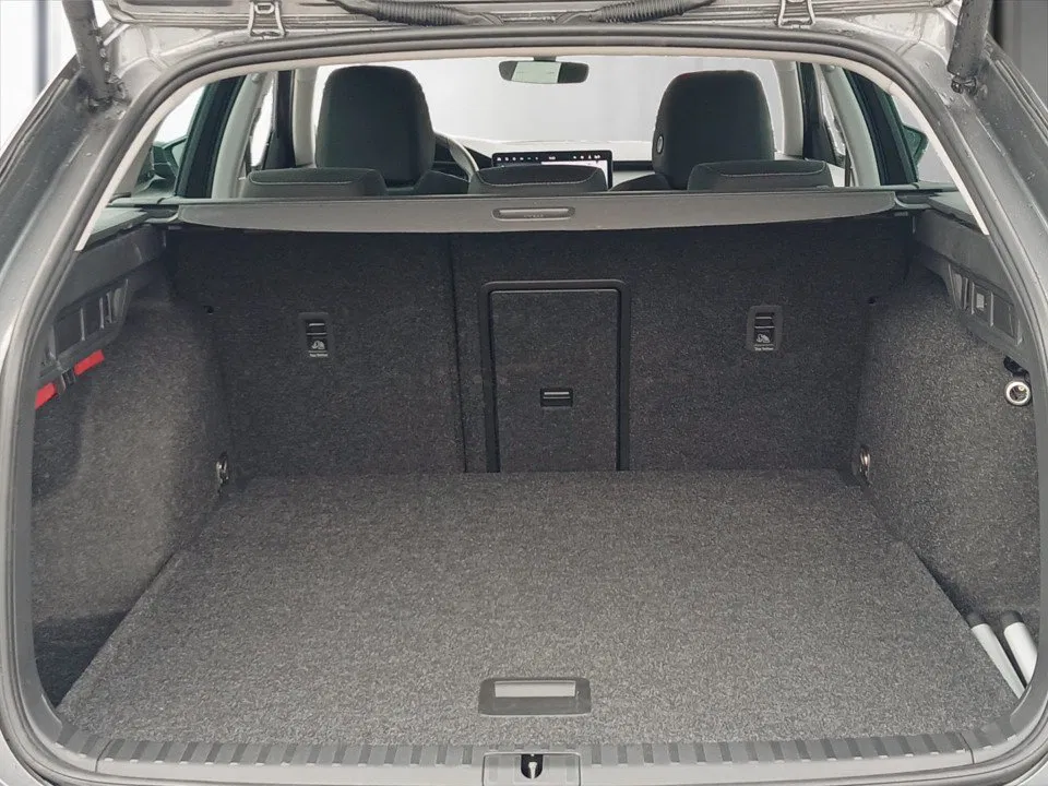 Skoda Octavia Combi 1.5 TSI mHEV Selection | Bild 21 von 23