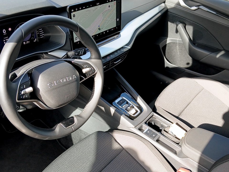 Skoda Octavia Combi 1.5 TSI mHEV 85 kW Selection | Bild 8 von 22