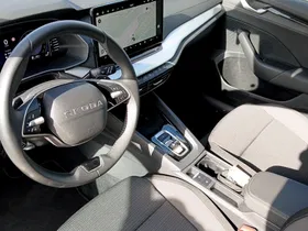 Skoda Octavia Combi 1.5 TSI mHEV 85 kW Selection | Thumbnail 8 von 22
