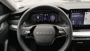 Skoda Octavia Combi 1.5 TSI DSG Selection | Thumbnail 11 von 22