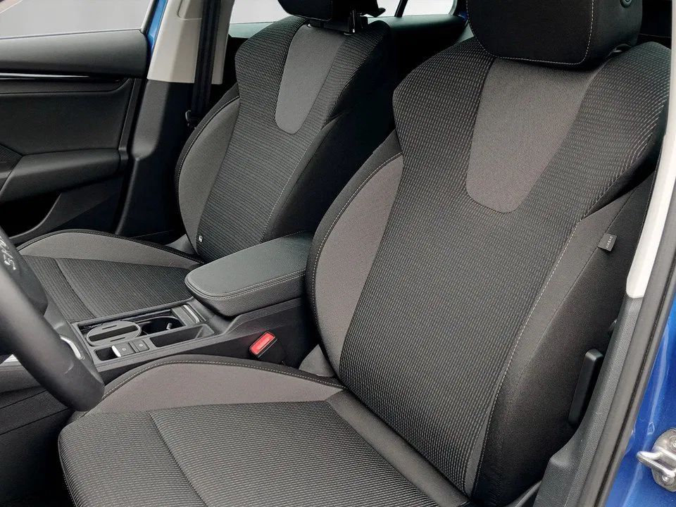 Skoda Octavia Combi 1.5 TSI DSG Selection | Bild 8 von 22