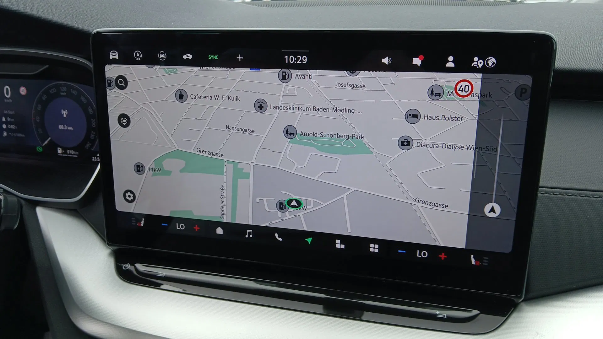 Skoda Octavia Combi 1.5 TSI DSG Selection | Bild 15 von 22