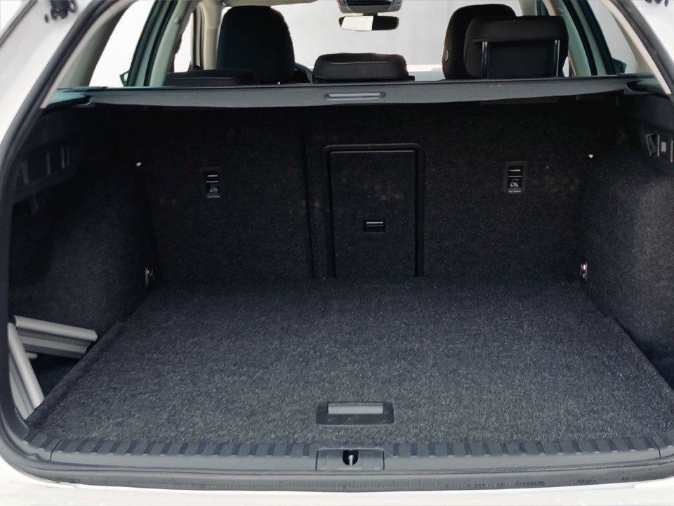 Skoda Octavia Combi 1.5 TSI mHEV 85 kW Selection | Bild 16 von 22