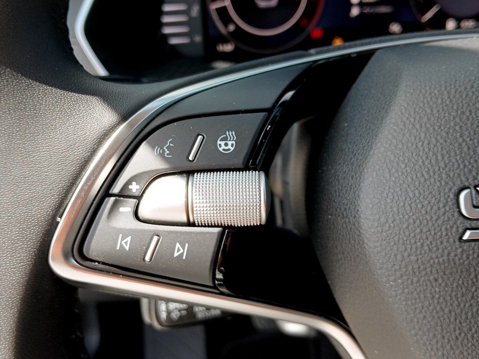 Skoda Octavia Combi 1.5 TSI DSG Selection | Bild 16 von 22