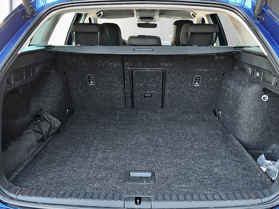 Skoda Octavia Combi 1.5 TSI Selection | Bild 20 von 22