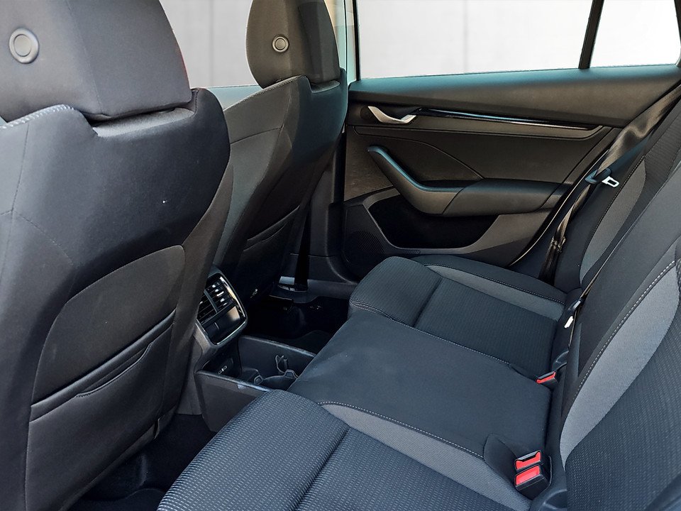 Skoda Octavia Combi 1.5 TSI Selection | Bild 21 von 24