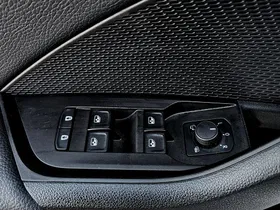 Skoda Octavia Combi 1.5 TSI Selection | Thumbnail 8 von 24