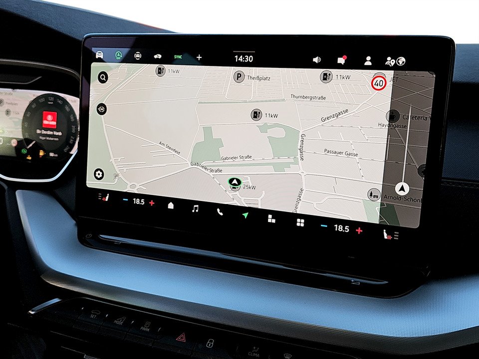 Skoda Octavia Combi 1.5 TSI Selection | Bild 17 von 24