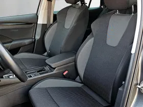 Skoda Octavia Combi 1.5 TSI Selection | Thumbnail 9 von 23