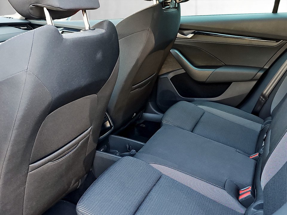 Skoda Octavia Combi 1.5 TSI Selection | Bild 20 von 23