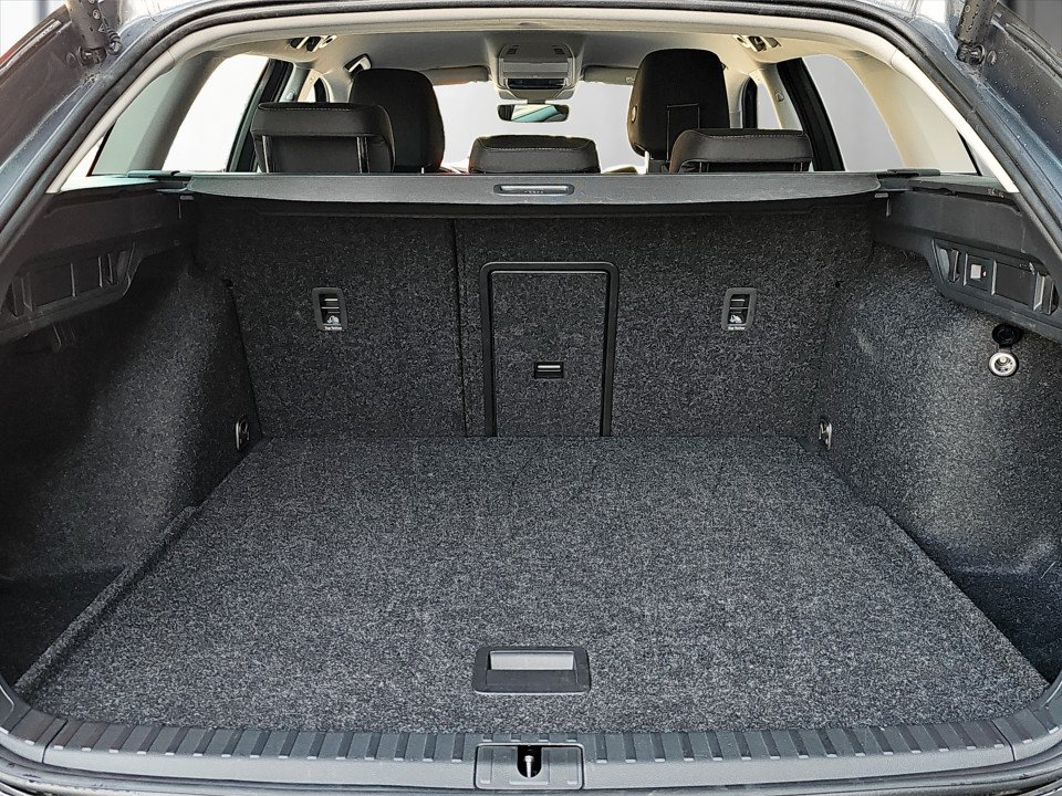 Skoda Octavia Combi 1.5 TSI Selection | Bild 21 von 23
