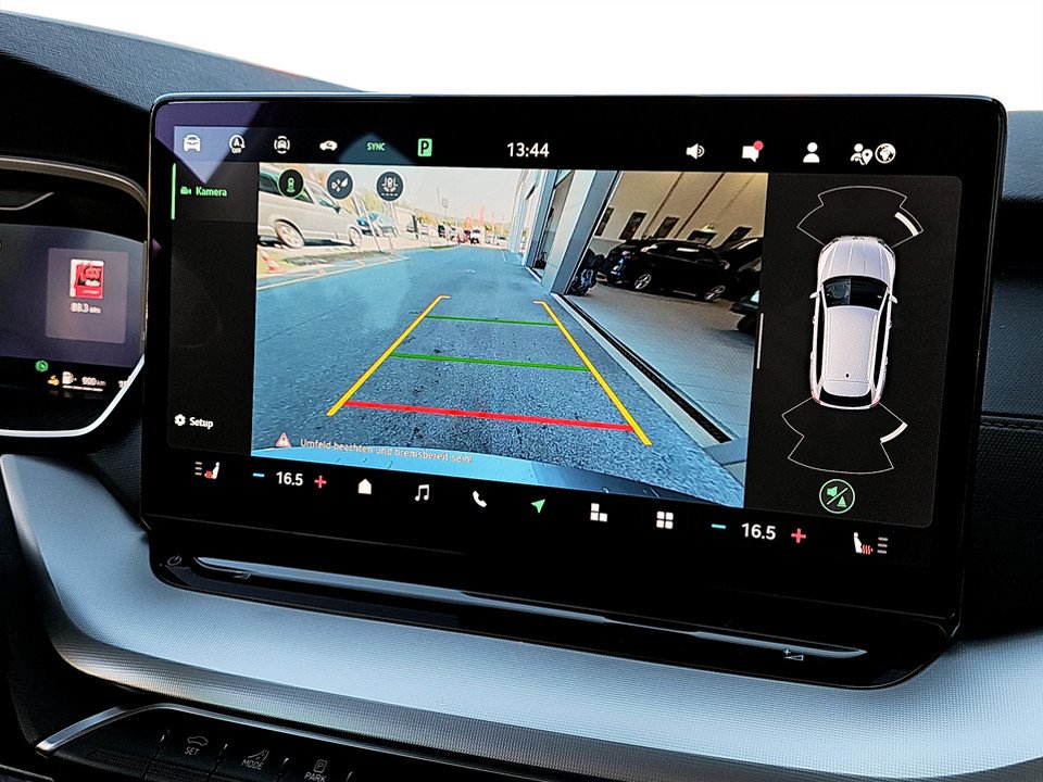 Skoda Octavia Combi 1.5 TSI Selection | Bild 17 von 23