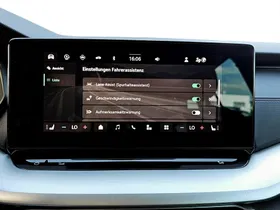 Skoda Octavia Combi 1.5 TSI Essence | Thumbnail 17 von 19