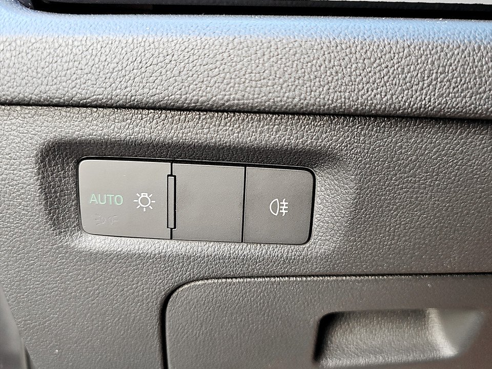 Skoda Octavia Combi 1.5 TSI Essence | Bild 9 von 19