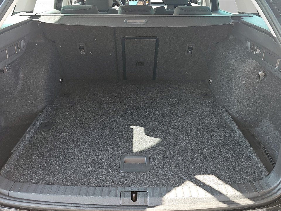 Skoda Octavia Combi 1.5 TSI Selection | Bild 13 von 23