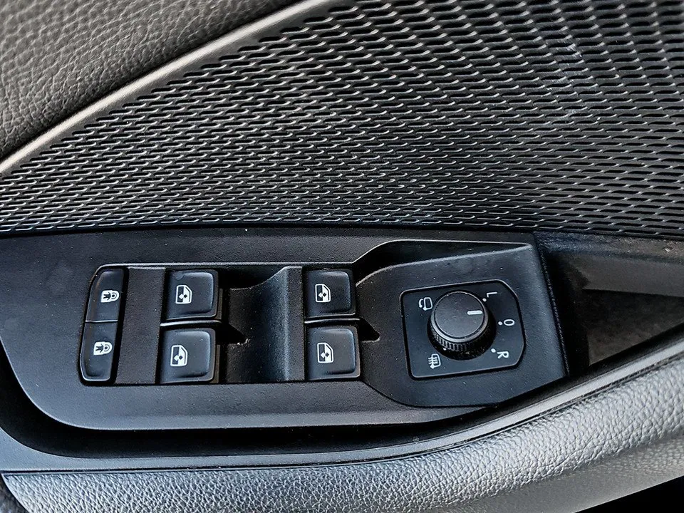 Skoda Octavia Combi 1.5 TSI Selection | Bild 8 von 24