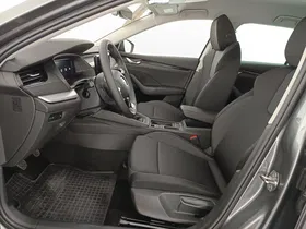 Skoda Octavia Combi 1.5 TSI 85 kW Essence | Thumbnail 14 von 31