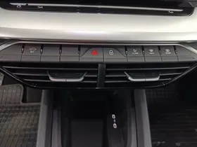 Skoda Octavia Combi 1.5 TSI 85 kW Essence | Thumbnail 28 von 31