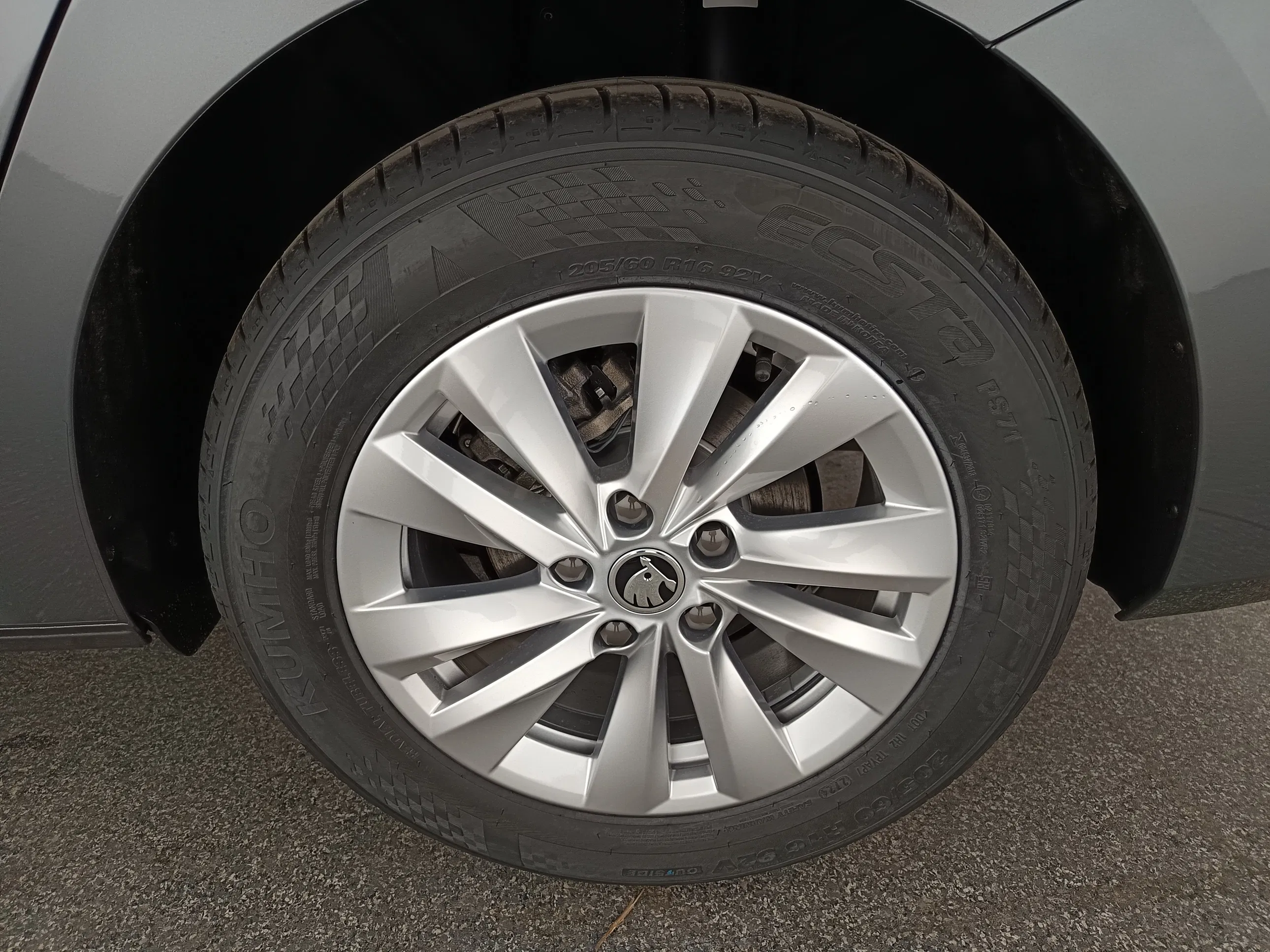 Skoda Octavia Combi 1.5 TSI 85 kW Essence | Bild 10 von 31