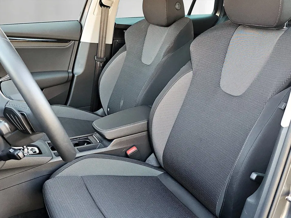 Skoda Octavia Combi 1.5 TSI mHEV 85 kW Selection | Bild 10 von 22